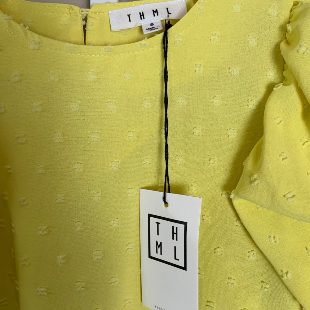 THML Ruffle Sleeve Top - Picture 4 of 16